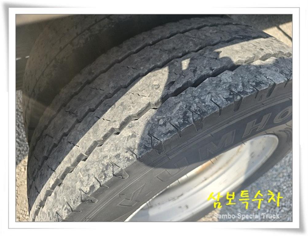 현대 메가트럭 7톤 올스텐 7000리터 살수차 2007년형 주행 669,482km 중고 화물차 상세 이미지 13