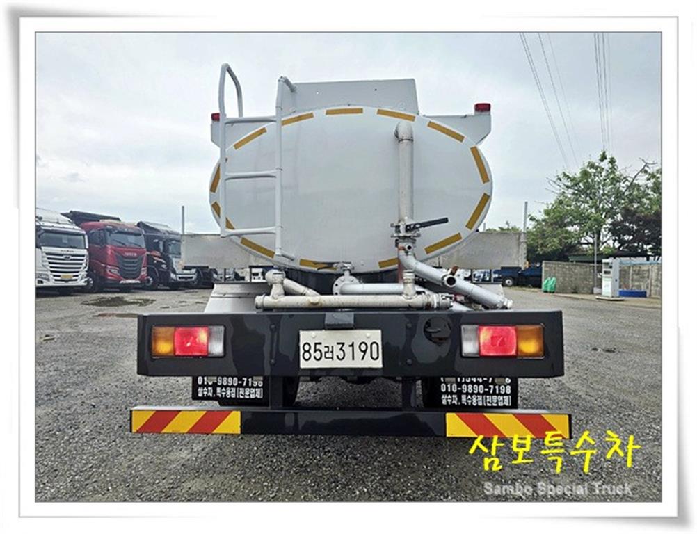 현대 뉴 파워트럭 8.5톤 스텐 살수차 2005년식 중고 화물차 2005-09 주행 964,443km 상세 이미지 9