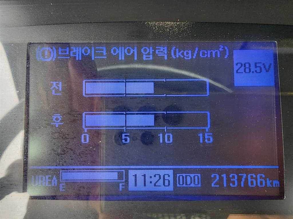 현대 메가트럭 5톤 살수차 2020년식 주행 213,604km 중고 화물차 상세 이미지 11