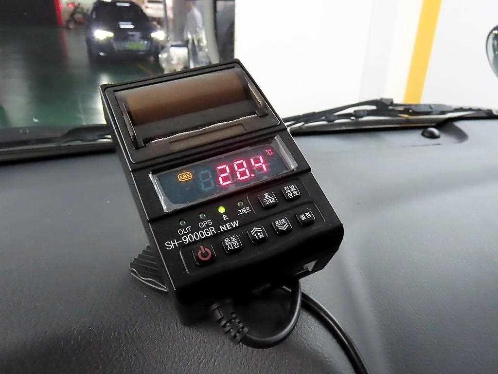 기아 더뉴봉고3 1톤 킹캡 초장축 듀얼컴프 냉동탑 2020년형 주행 176,493km 중고 화물차 상세 이미지 14