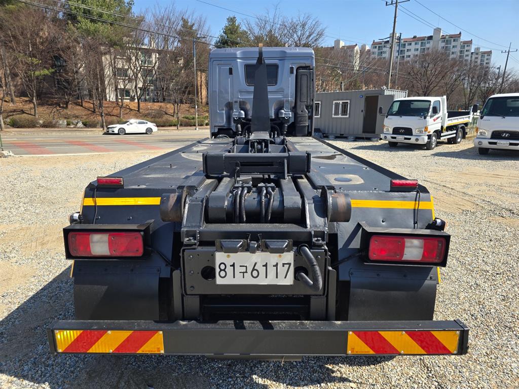 현대 엑시언트 22톤 원쓰리 암롤트럭 2019년형 주행 219,650km 중고 화물차 상세 이미지 9