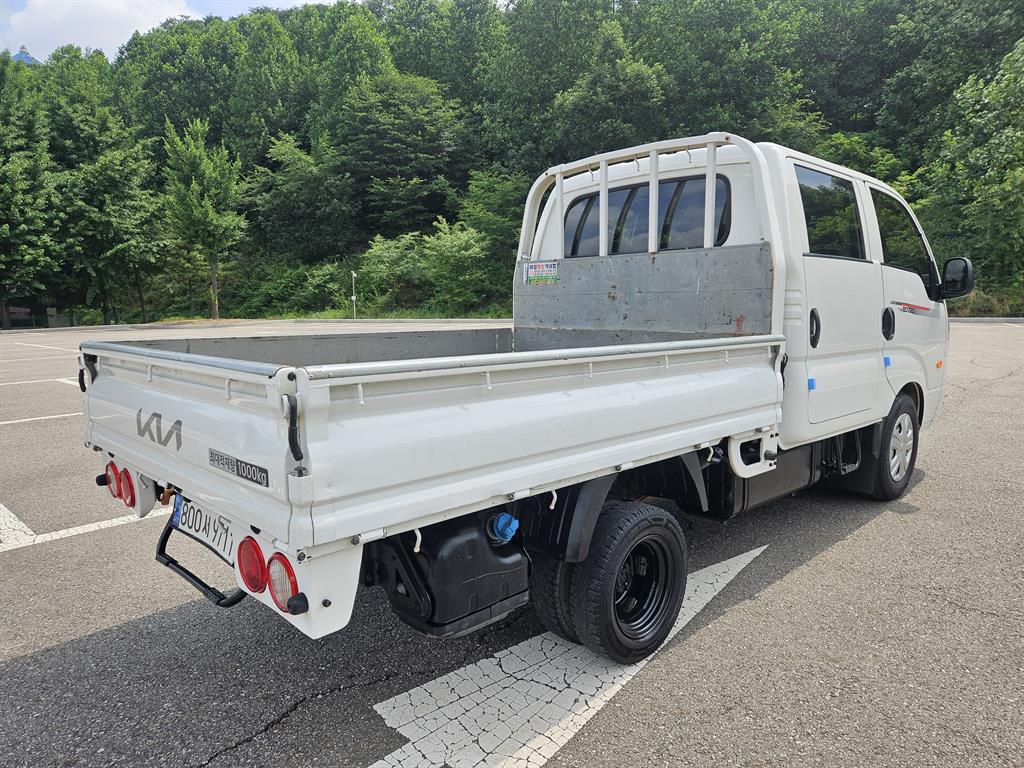 기아 더뉴봉고3 1톤 더블캡 초장축 카고 2022년식 주행 78,984km 중고 화물차 상세 이미지 2