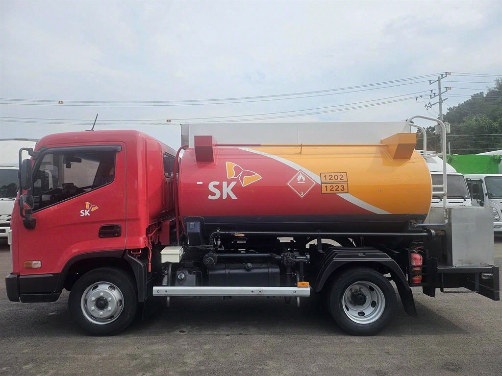 현대 올뉴마이티 3.5톤 5000리터 알루미늄 탱크로리 2017년식 주행 228,535km 중고 화물차 홈/탱크로리 상세 이미지 3