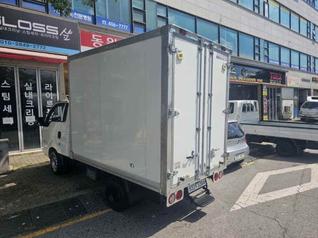 기아 봉고3 1톤 내장탑 2016년식 주행 148,000km 중고 화물차 상세 이미지 8