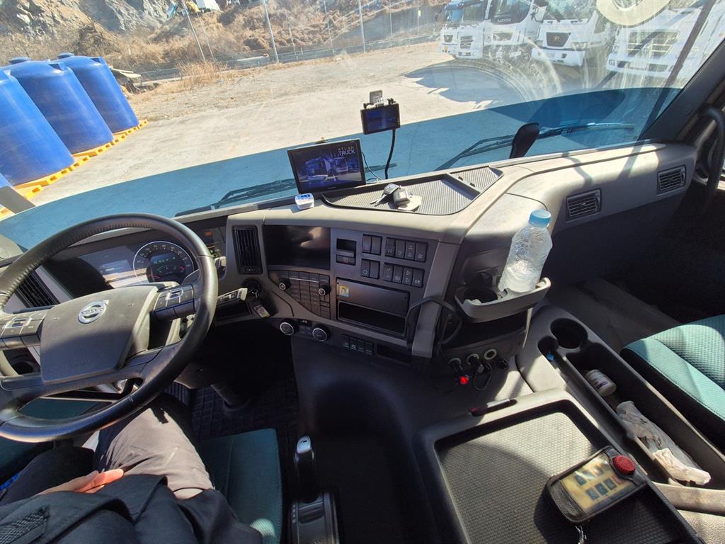 볼보 FM500 25톤 무빙워킹 암롤트럭 2020년식 주행 724,094km 중고 화물차 상세 이미지 16