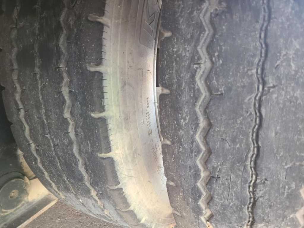 2018년식 주행 42,467km 현대 메가트럭 5톤 히아브 10000XG 집게차 중고 화물차 상세 이미지 20