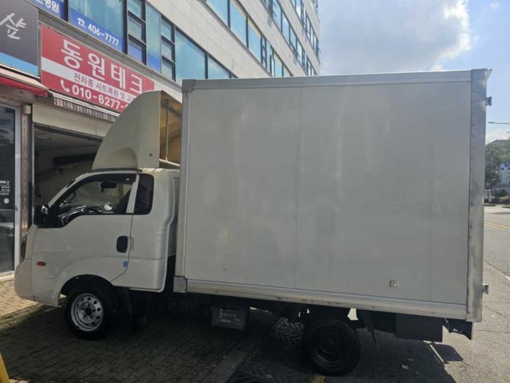 기아 봉고3 1톤 내장탑 2016년식 주행 148,000km 중고 화물차 상세 이미지 7
