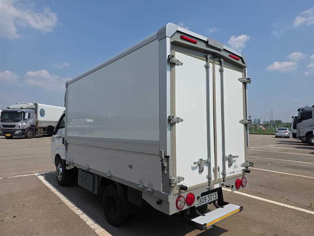 기아 봉고3 1.2톤 LPG 전동식 윙바디 2025년식 주행 39,376km 중고 화물차 상세 이미지 4