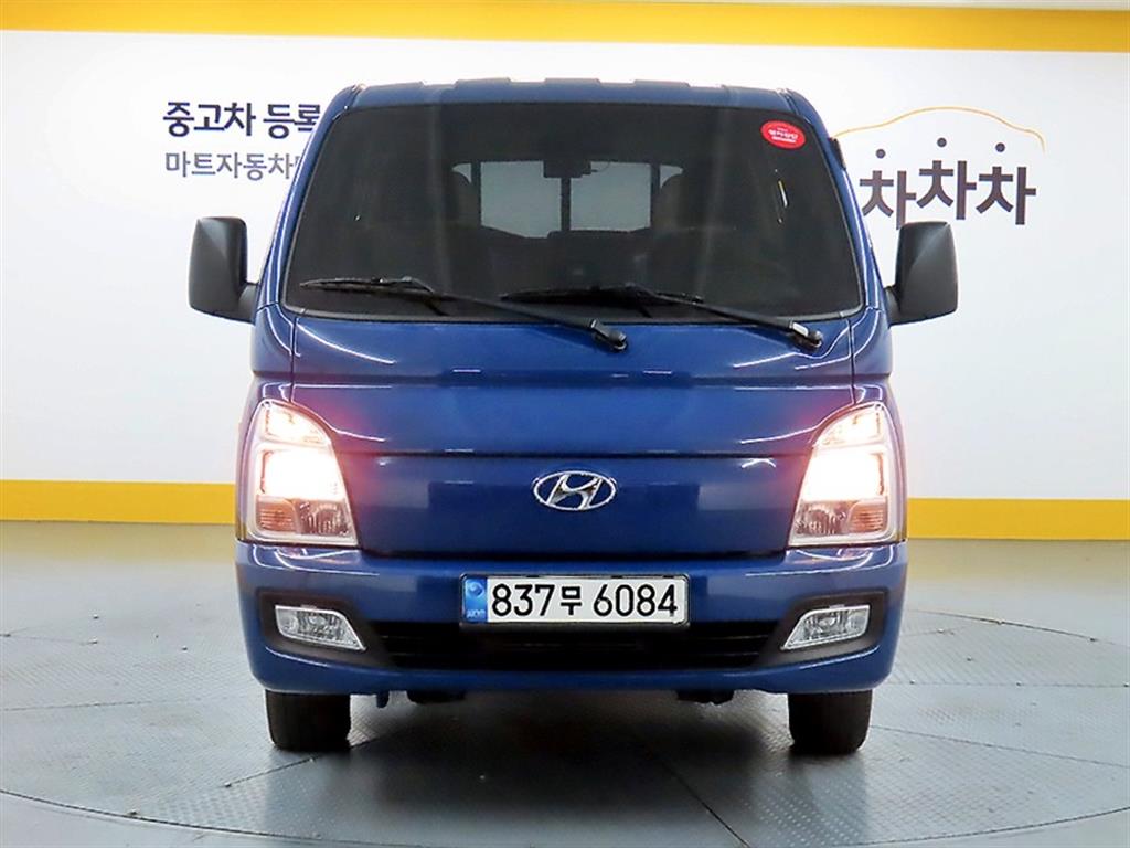 현대 포터2 더블캡 1톤 파워게이트 2023년식 주행 18,704km 중고 화물차 그 밖에 대표 이미지