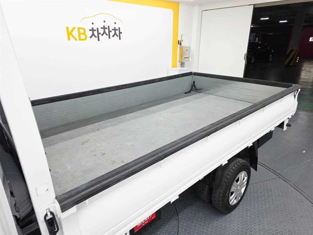 기아 더뉴봉고3 1톤 카고 2022년식 주행 131,345km 중고 화물차 상세 이미지 13