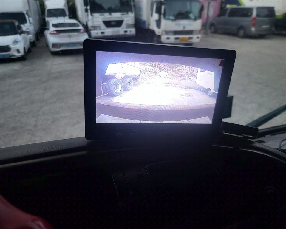 현대 메가트럭 골드 4.5톤 활어차 2012년식 주행 816,905km 중고 화물차 상세 이미지 13