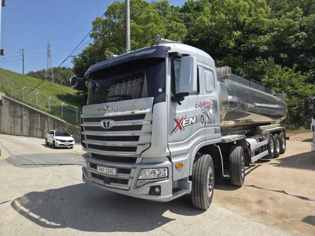 25.5톤 이중보온 스텐 탱크로리 2025년식 주행 99,127km 중고 화물차 홈/탱크로리 대표 이미지
