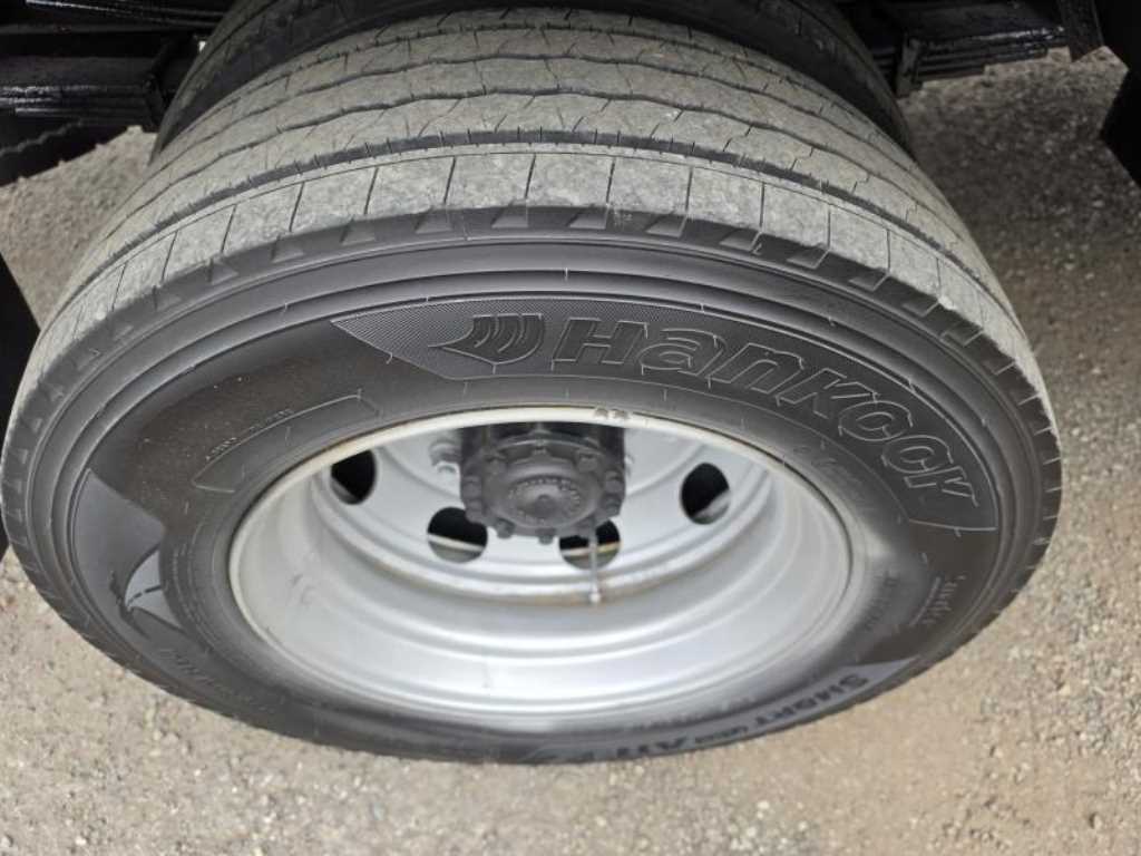 현대 메가트럭 4.5톤 5KL 경유 탱크로리 2019년식 주행 171,899km 중고 화물차 홈/탱크로리 상세 이미지 12