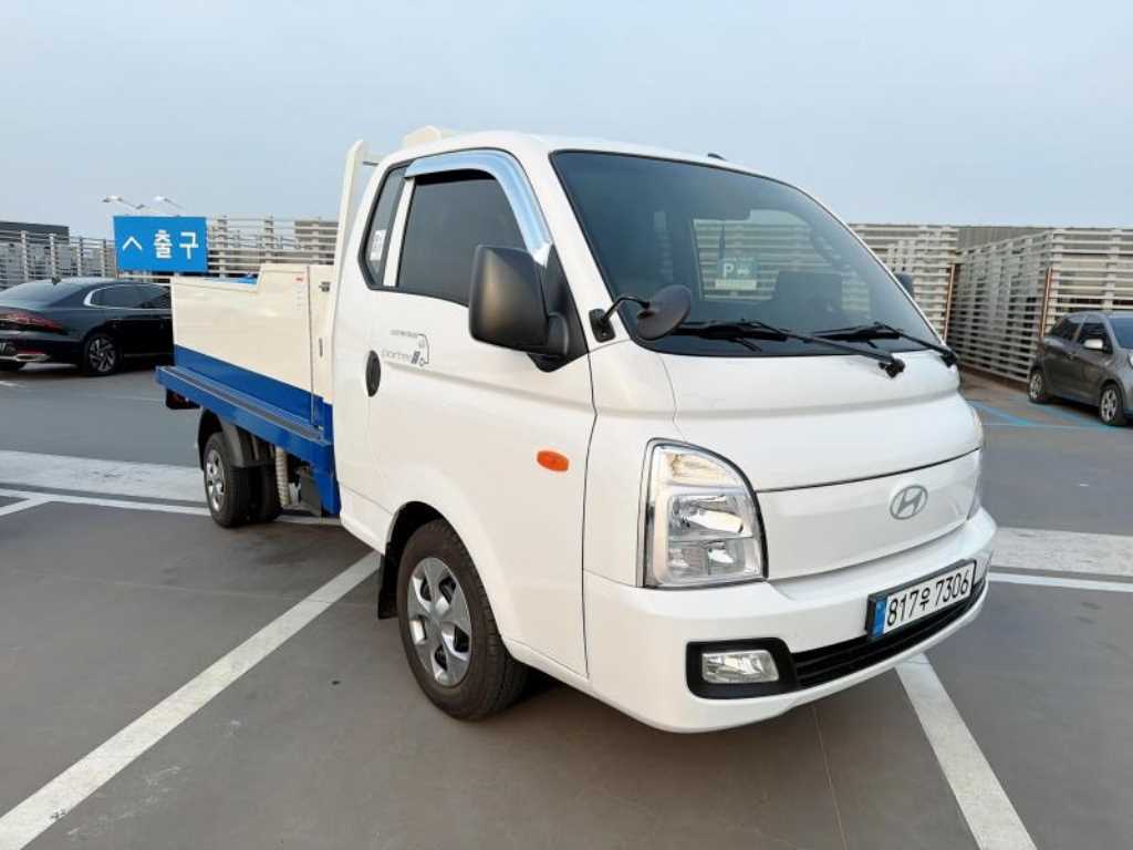 현대 포터2 1톤 LPG 활어차 2025년식 주행 7,391km 중고 화물차 대표 이미지