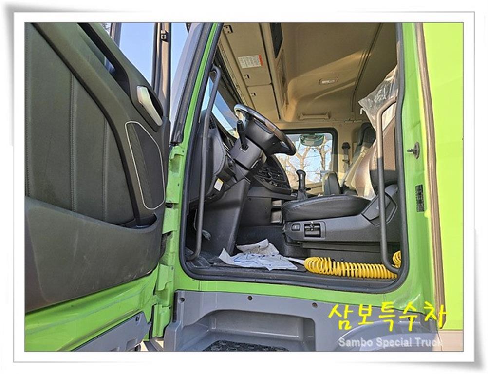 현대 엑시언트 16톤 스텐 고압 살수차 2017년식 중고 화물차 2017-12 주행 238,770km 상세 이미지 14
