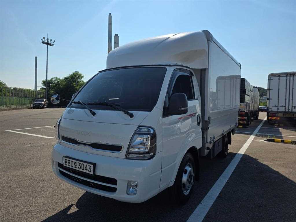 기아 봉고3 LPG 1.2톤 전동식 윙바디 2025년식 주행 37,617km 중고 화물차 대표 이미지