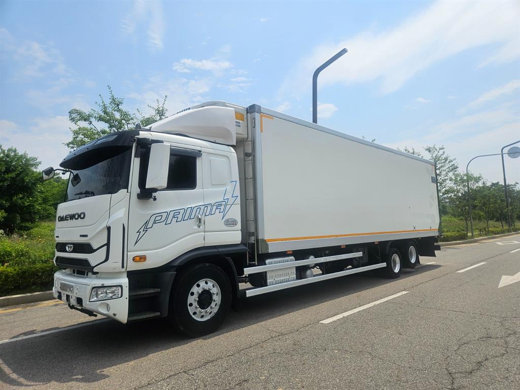 6.5톤 냉동탑 2022년식 주행 805,395km 중대형 중고 화물차 대표 이미지