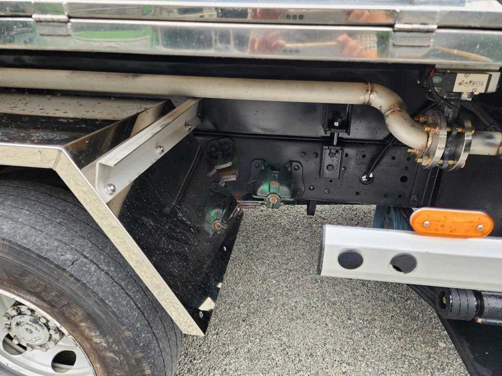 현대 메가트럭 5톤 살수차 2020년식 주행 213,604km 중고 화물차 상세 이미지 8