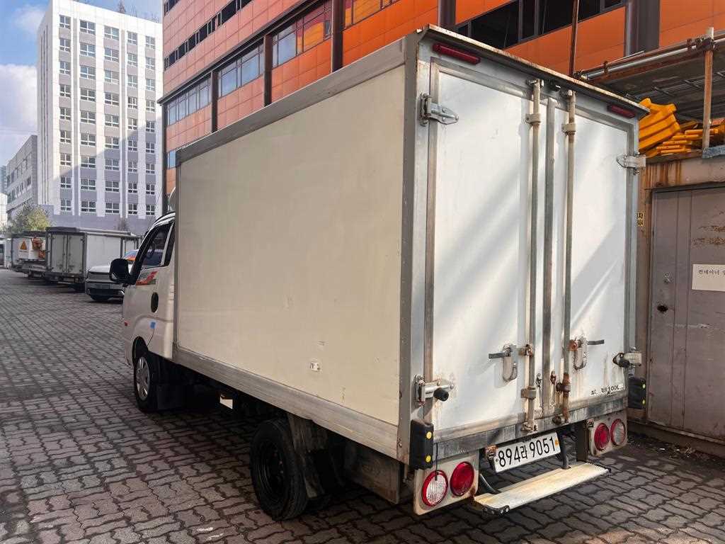 기아 봉고3 1톤 냉동탑 2017년식 주행 156,400km 중고 화물차 상세 이미지 6