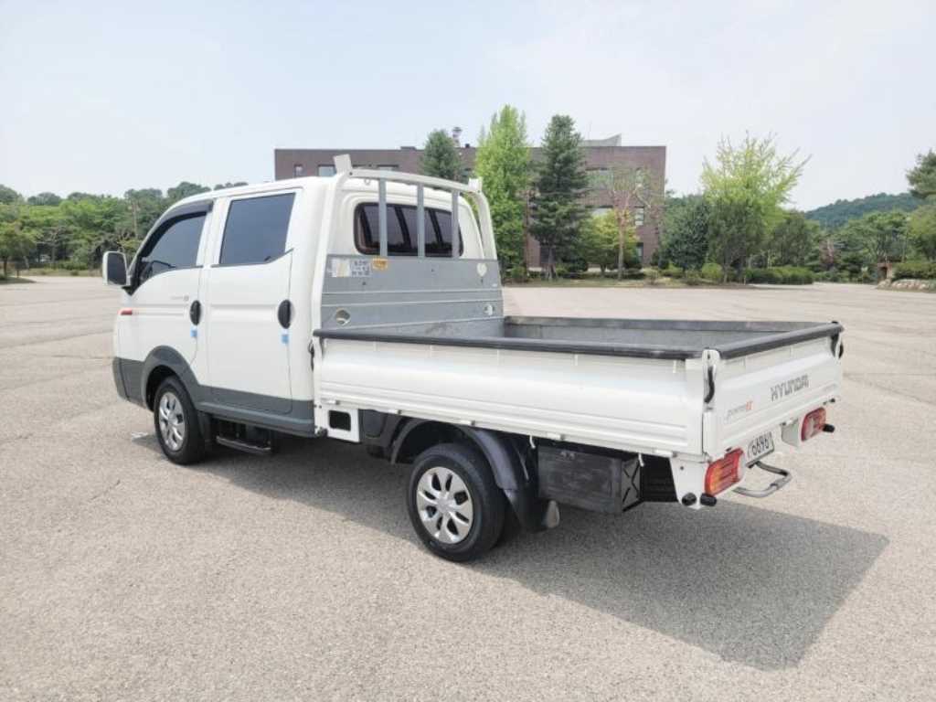현대 포터2 1톤 더블캡 초장축 카고 2017년식 주행 223,669km 중고 화물차 상세 이미지 3