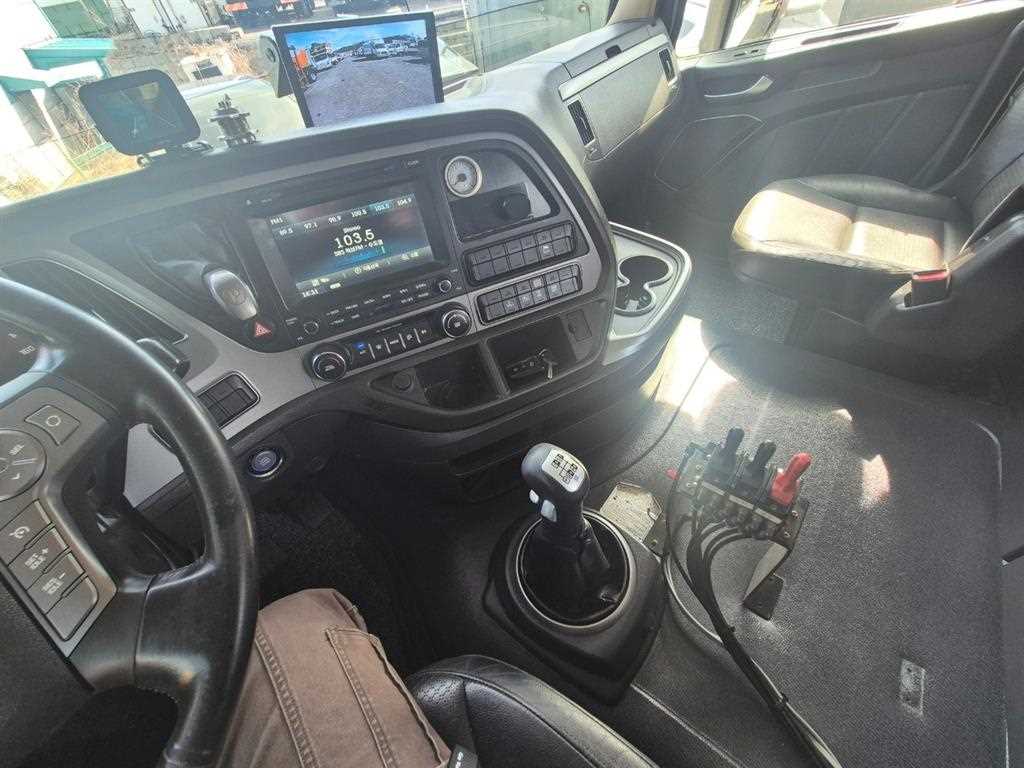 현대 엑시언트 24톤 원쓰리 암롤 2014년식 중고 화물차 2014-10 주행 503,592km 상세 이미지 17