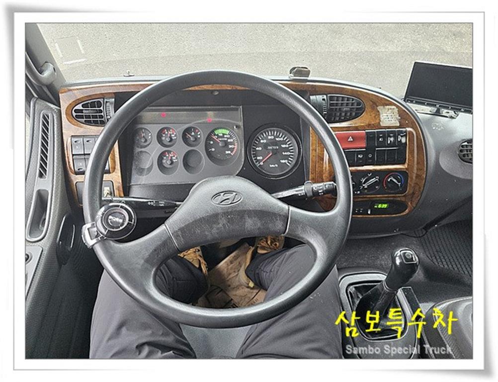 현대 메가트럭 5톤 히아브 XG 집게차 2006년식 중고 화물차 2006-12 주행 406,723km 상세 이미지 10