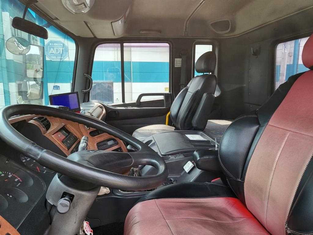 8톤 살수차 2004년형 주행 621,850km 중고 화물차 상세 이미지 9