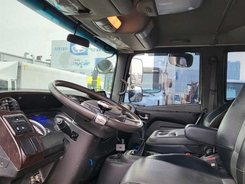 광림 2056 5톤 카고크레인 2020년식 주행 43,167km 중고 화물차 상세 이미지 17