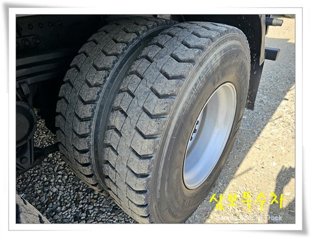 현대 트라고 0리터 살수차 2010년식 중고 화물차 16톤 2010-03 주행 835,573km 상세 이미지 12