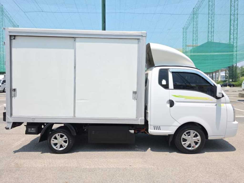 현대 포터2 EV 1톤 하이내장탑 2023년식 주행 31,624km 중고 화물차 상세 이미지 6