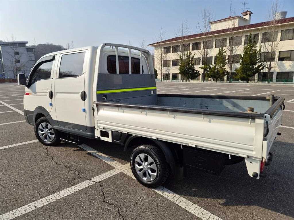 현대 포터2 1톤 더블캡 초장축 카고 2017년식 주행 122,548km 중고 화물차 상세 이미지 16