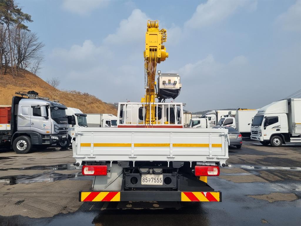 현대 파비스 5톤 수산 746L 카고크레인 2022년식 주행 70,126km 중고 화물차 상세 이미지 10
