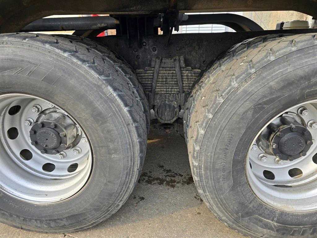 현대 뉴파워트럭 14톤 15,500L 살수차 2005년형 주행 131,127km 중고 화물차 상세 이미지 13