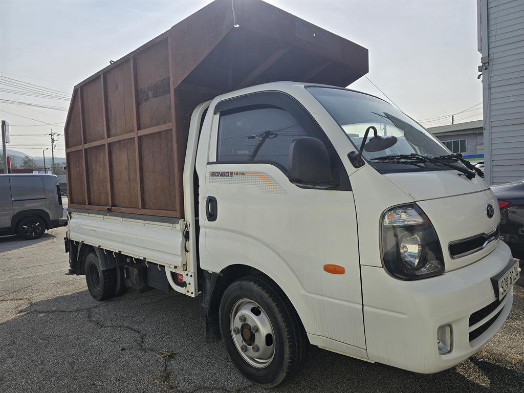 기아 봉고3 1.2톤 히아브 집게차 2014년식 주행 90,600km 중고 화물차 상세 이미지 2