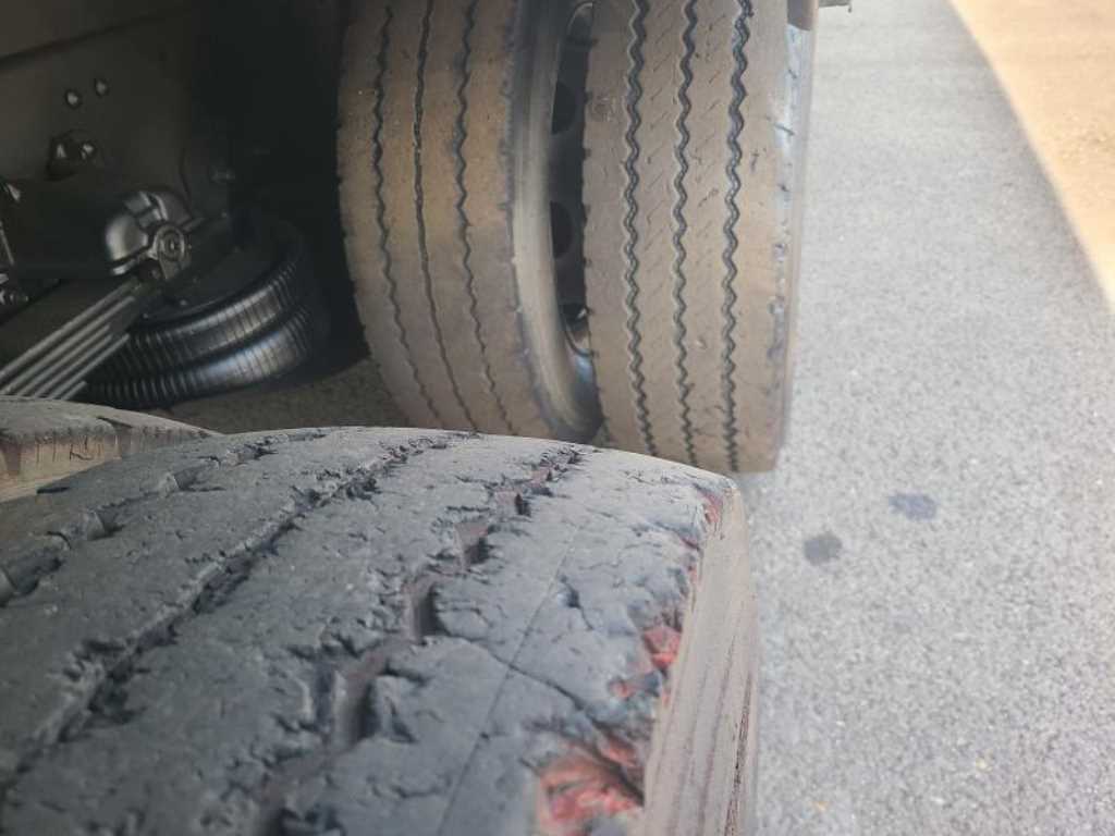 현대 2018년식 주행 37,500km 5톤 히아브 12000 집게차 중고 화물차 상세 이미지 15