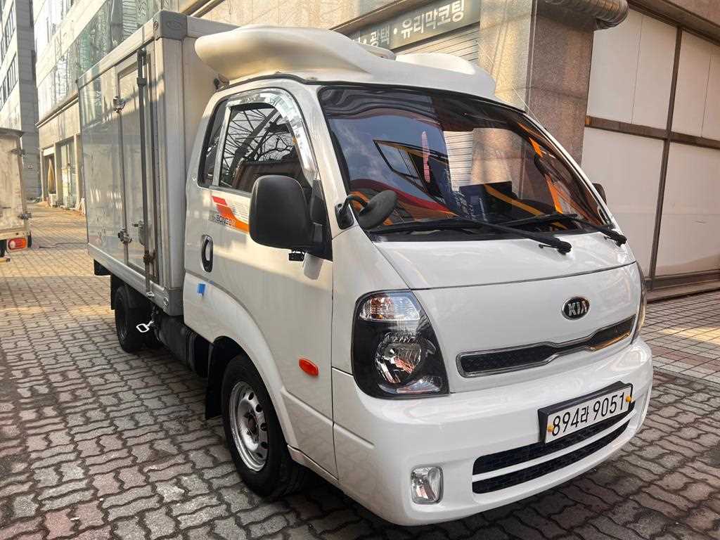 기아 봉고3 1톤 냉동탑 2017년식 주행 156,400km 중고 화물차 상세 이미지 3