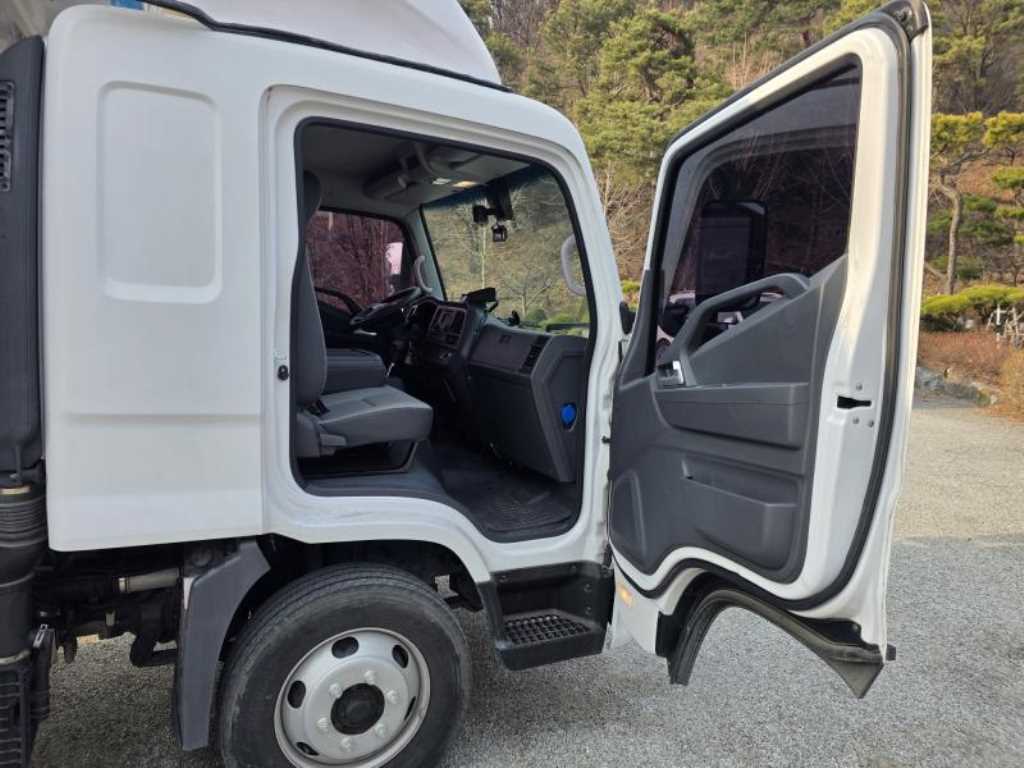 현대 올뉴마이티 2.5톤 냉동탑 2021년식 주행 5,881km 중고 화물차 상세 이미지 13