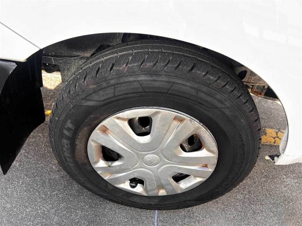 기아 봉고3 1톤 카고 킹캡 초장축 2018년식 주행 238,701km 중고 화물차 상세 이미지 17