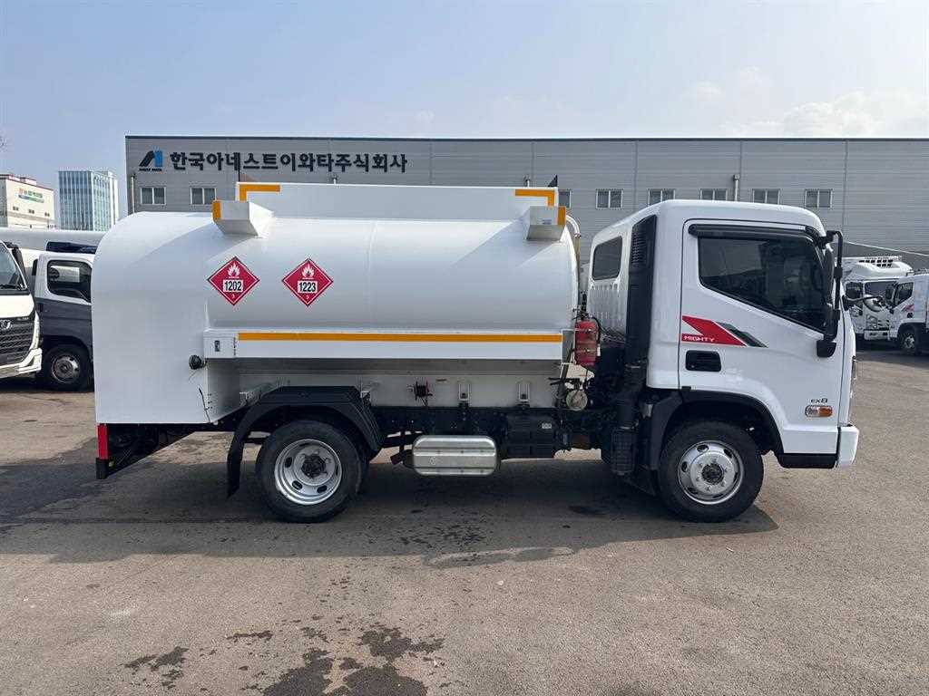 3.5톤 홈로리 탱크로리 2023년식 주행 196,442km 중고 화물차 홈/탱크로리 상세 이미지 7