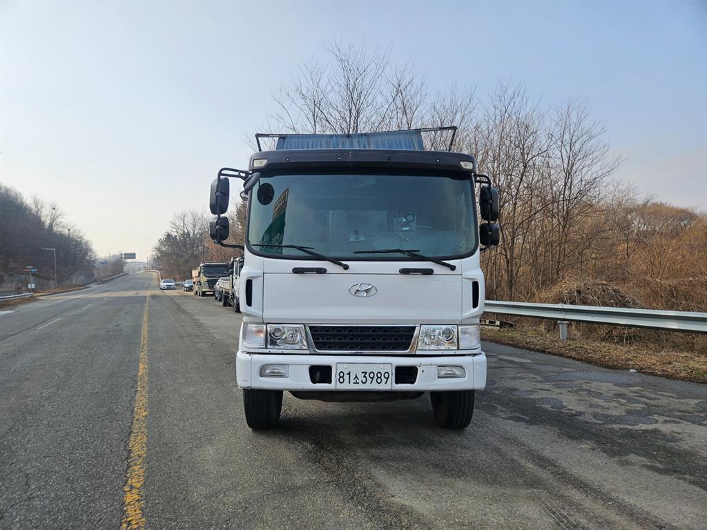 현대 4.5톤 6×4 암롤트럭 2020년식 중고 화물차 2020-08 주행 304,524km 상세 이미지 2