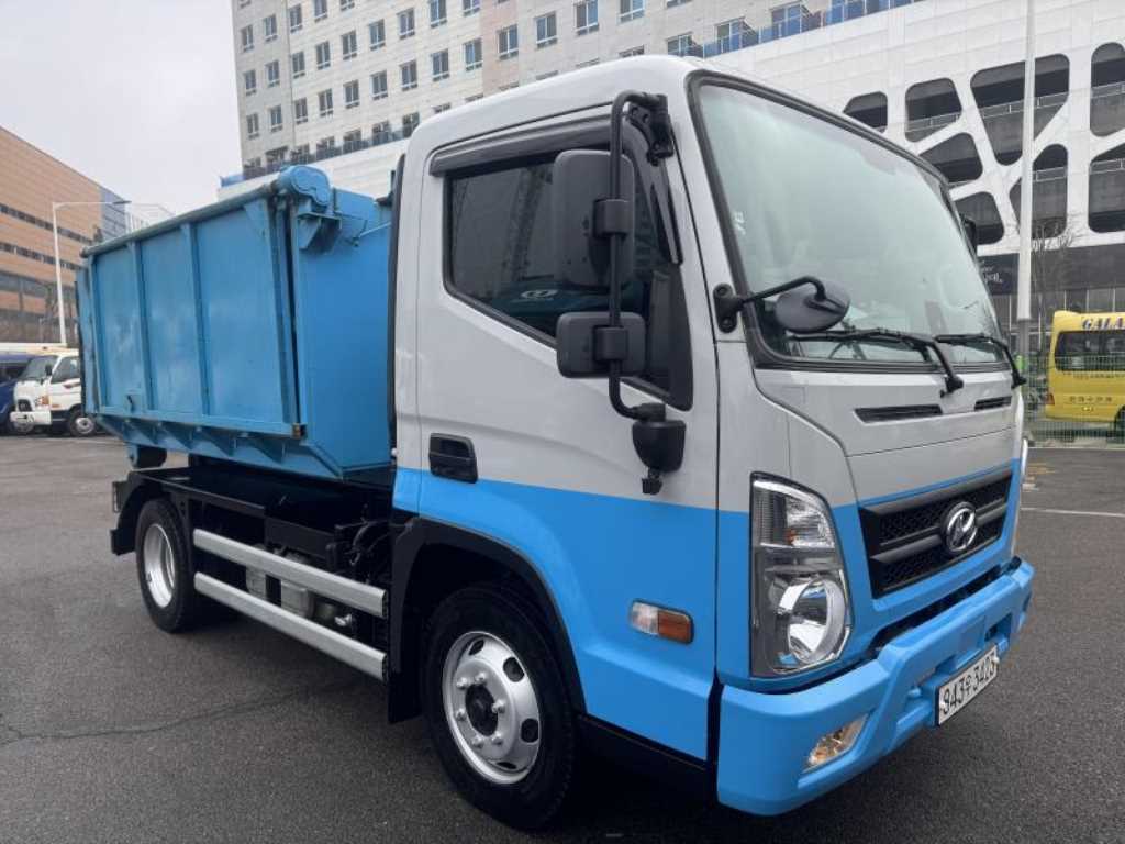 현대 3.5톤 대경특장 암롤트럭 2023년형 주행 8,985km 중고 화물차 대표 이미지