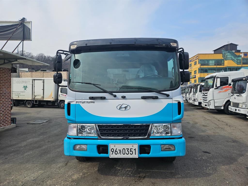 현대 메가트럭 6.7톤 밀판형 음식물차 2019년식 주행 66,725km 중고 화물차 상세 이미지 3