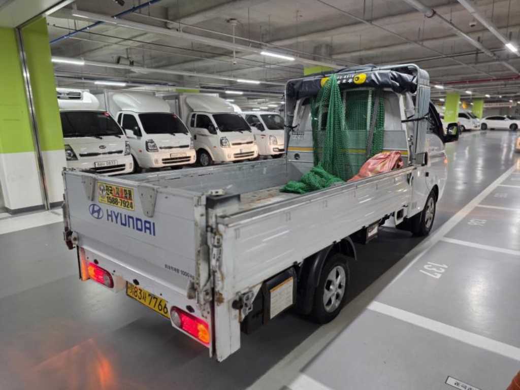 현대 포터2 1톤 파워게이트 슈퍼캡 초장축 2020년식 주행 118,532km 중고 화물차 카고 상세 이미지 4