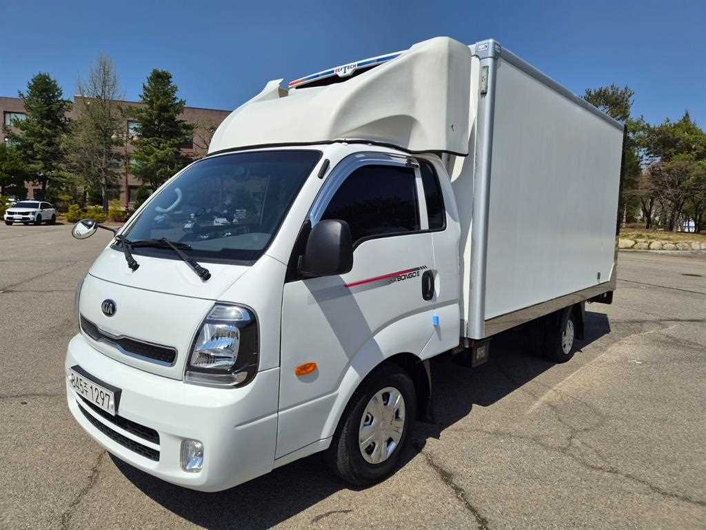 기아 더뉴봉고3 1톤 하이냉동탑 킹캡 초장축 2020년식 주행 239,832km 중고 화물차 상세 이미지 2