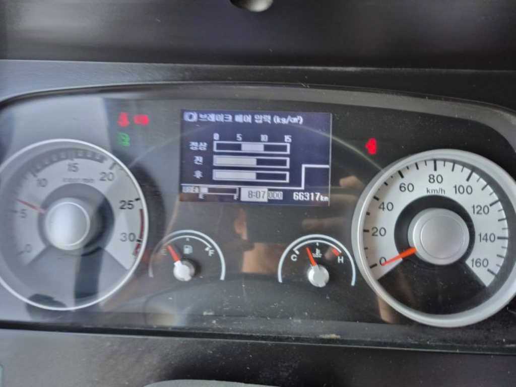 현대 메가트럭 5톤 수산 736 카고크레인 2017년식 주행 66,300km 중고 화물차 상세 이미지 16