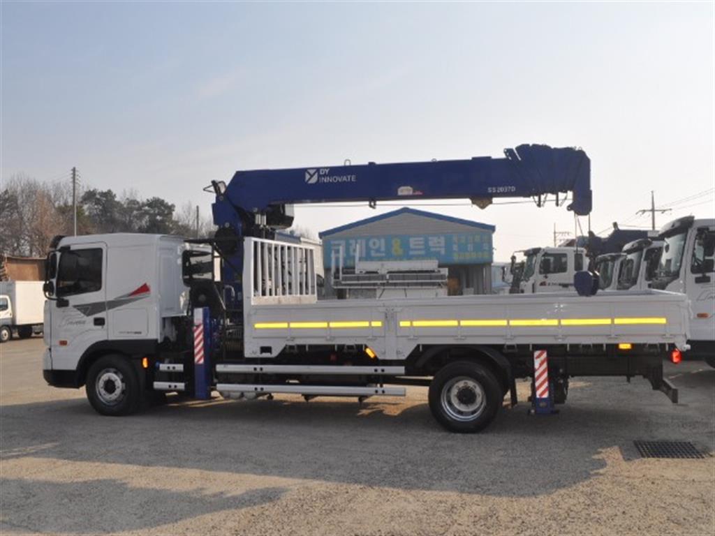 현대 파비스 5.5톤 동양 2037D 카고크레인 2023년형 주행 14,500km 중고 화물차 상세 이미지 4