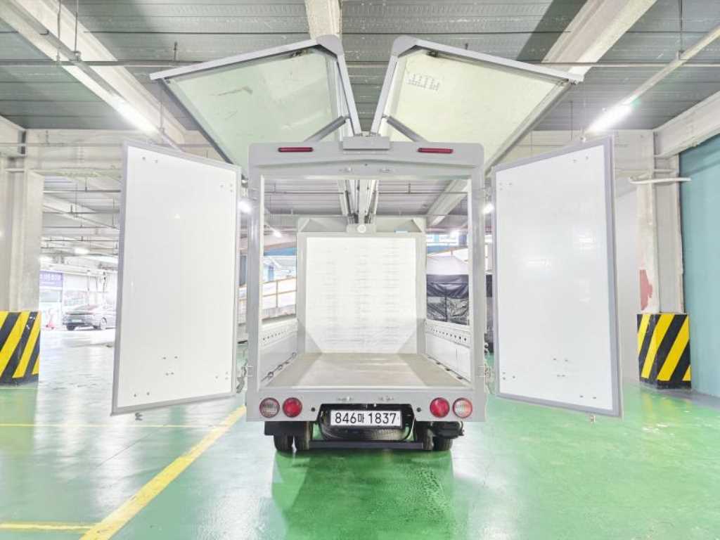 기아 더뉴봉고3 1톤 전동식 윙바디 2022년식 주행 13,583km 중고 화물차 상세 이미지 11
