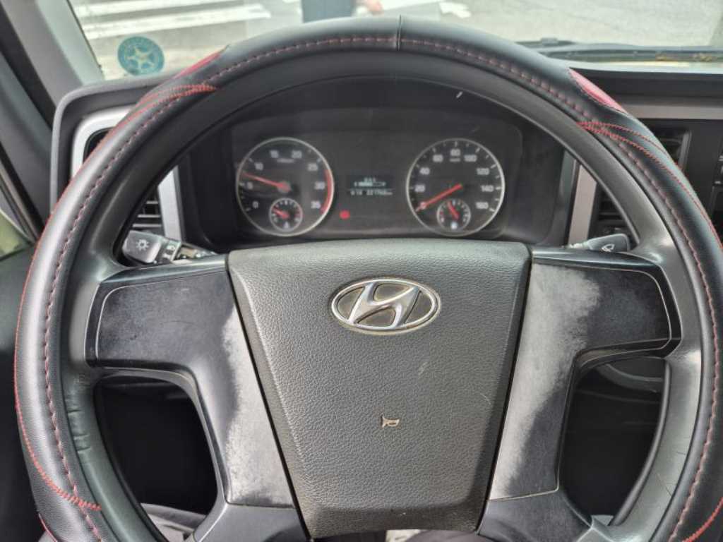 현대 올뉴마이티 3.5톤 홈로리 탱크로리 2017년식 주행 221,449km 중고 화물차 홈/탱크로리 상세 이미지 15