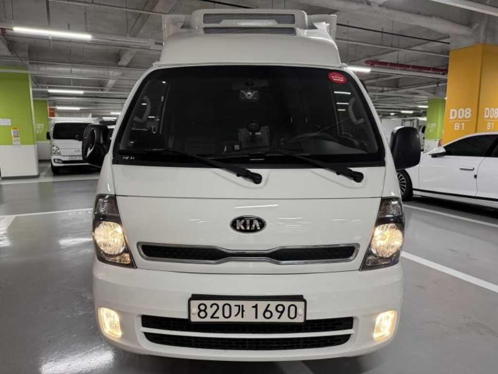 기아 봉고3 1톤 하이냉동탑 수동 2018년식 주행 108,999km 중고 트럭 상세 이미지 2
