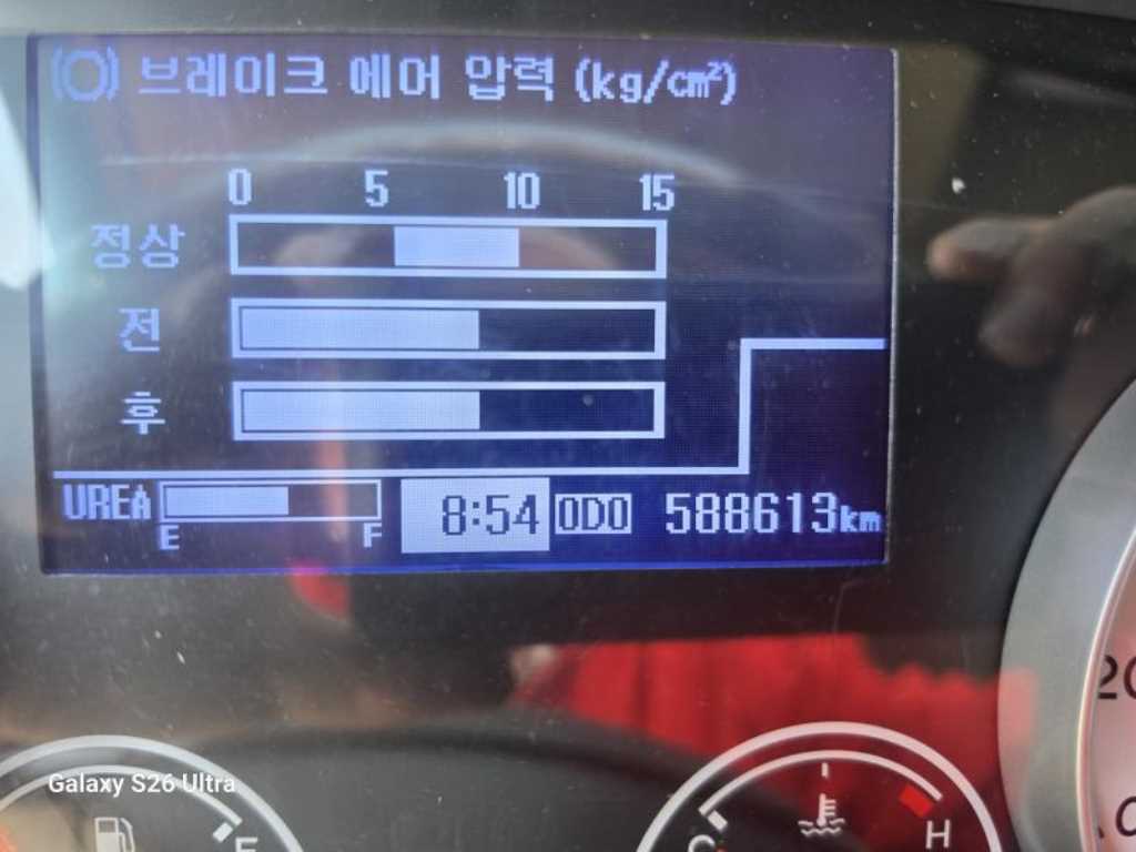 현대 메가트럭 5톤 냉동탑 2017년식 주행 588,577km 중고 화물차 상세 이미지 12